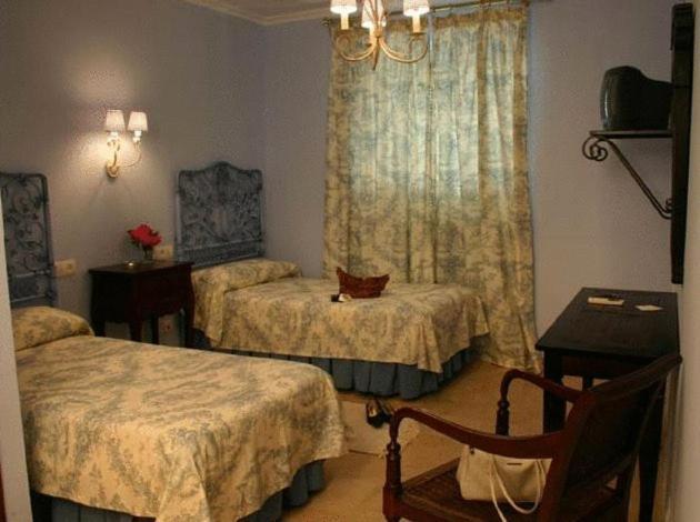Hostal Emilia Trujillo Exteriör bild